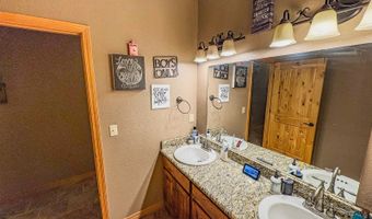 2279 E Decker Dr, Atoka, OK 74525