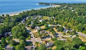 118 Stirling Pl, Burlington, VT 05408