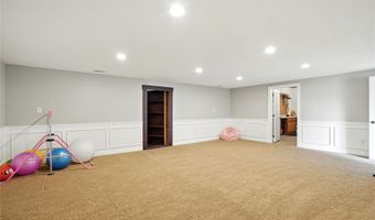 10359 NW 40th St, Polk City, IA 50226