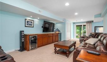 130 Bear Hill Rd 302, Cumberland, RI 02864