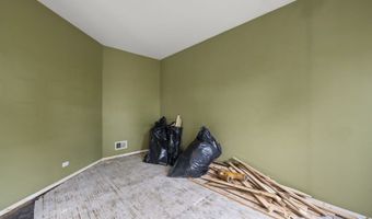 201 E White Oak St, Arlington Heights, IL 60005