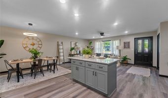 3913 Claridge Dr, Austintown, OH 44511