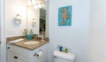 216 Carre Ct 3, Bay St. Louis, MS 39520