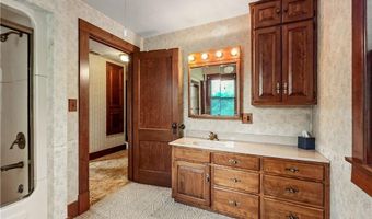 213 W 2nd St, Alma, MO 64001