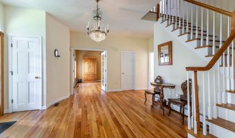 37 Woodruff Ln, Cornwall, CT 06796