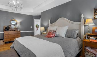 379 Shallowford Dr, Boiling Springs, SC 29316