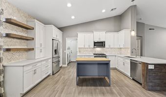 2660 E Hulet Dr, Chandler, AZ 85225