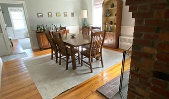 199 Main St, Belfast, ME 04915