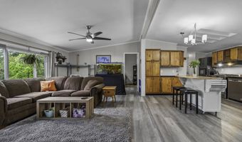 45 Concord St, Belmont, NH 03220