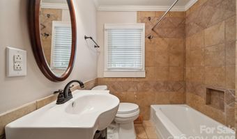 1818 Woodland Dr, Charlotte, NC 28205