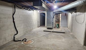 402 E 5th St, Atlantic, IA 50022