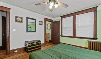 32 Thurston Ave A, Newport, RI 02840