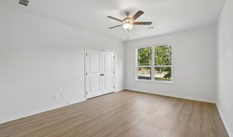 165 Rolling Bend Rd, Alvord, TX 76225