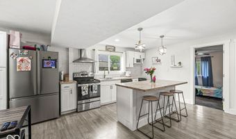 2 S 25th Ave, Beech Grove, IN 46107