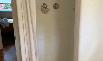 6305 TONE Dr, Bethesda, MD 20817