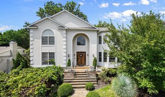 9715 SINGLETON Dr, Bethesda, MD 20817