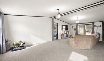1323 W Kenwood Dr, Austin, IN 47102