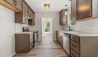 2613 Kenwood Dr, Athens, TN 37303