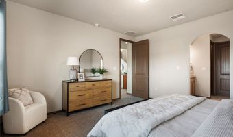 8700 Desert Finch Ln, Albuquerque, NM 87122