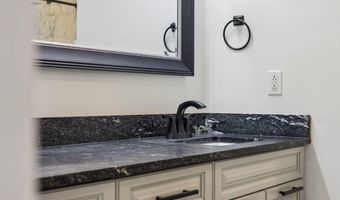 10514 E Brainerd Rd, Apison, TN 37302