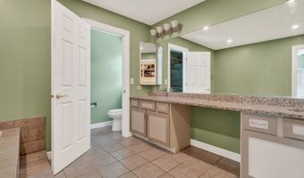 1920 Jester Ln, Algonquin, IL 60102