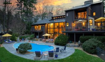 6 Williamsburg Ln, Bedford, NH 03110