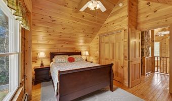 128 Twin View Dr, Carroll, NH 03598