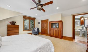5735 BRADLEY Blvd, Bethesda, MD 20814
