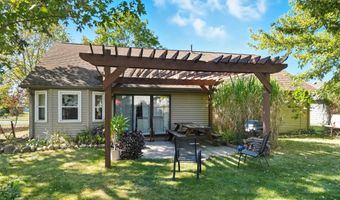 1414 Duesenberg Dr, Auburn, IN 46706
