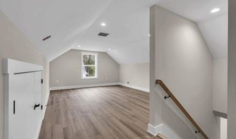 428 Baker Ave, Bayville, NJ 08721