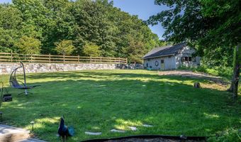 46 Crane Ln, Bethlehem, CT 06751