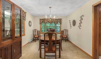 15 Secluded Dr, Narragansett, RI 02882