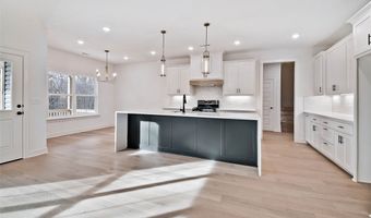 10 McGinnis Ln, Bella Vista, AR 72715