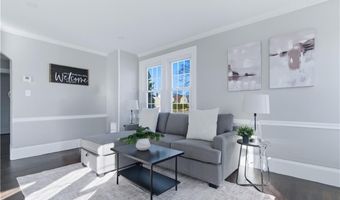 220 Vincent Ave, East Providence, RI 02914
