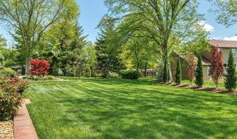 172 Log Hill Ln, Ballwin, MO 63011