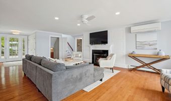 122 Pipers Pt, Alton, NH 03809