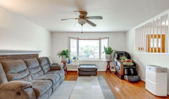 7108 LANIER St, Annandale, VA 22003