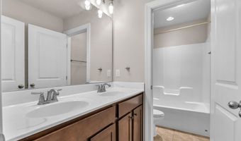 3916 Chapel Oak Dr, Apex, NC 27502