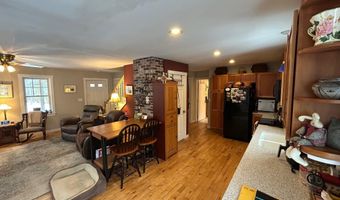 21 Dream Ln, Belfast, ME 04915
