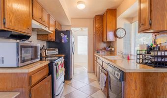 7483 Tooma St B, San Diego, CA 92139