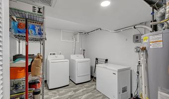 5501 FREDERICK Dr, Cheyenne, WY 82009