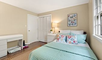 3 Hickory Ln, Andover, MA 01810