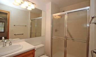 2405 E Miner St, Arlington Heights, IL 60004