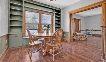 483 N Main St, Amherst, OH 44001