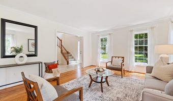 1020 WILLOWLEAF Way, Potomac, MD 20854