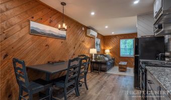 141 Snowflake Rd, Banner Elk, NC 28604
