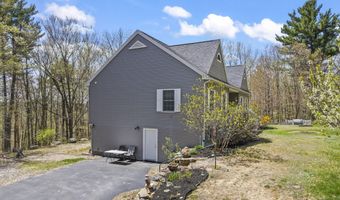 80 Maple St, Acton, ME 04001