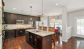 25030 GRAYWACKE Dr, Aldie, VA 20105