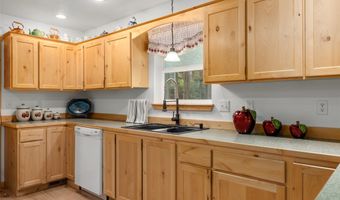 13033 Trinkus Ln, Bigfork, MT 59911