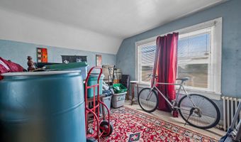 380 Harlem Ave, Bridgeport, CT 06606